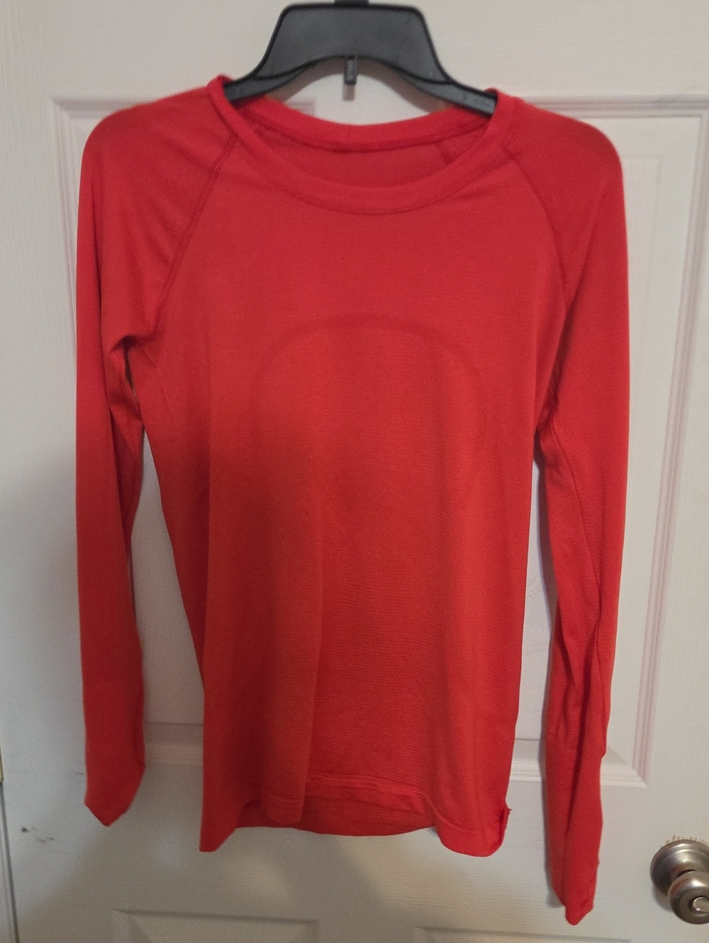 lululemon athletica Long Sleeve Crew in Bright Red